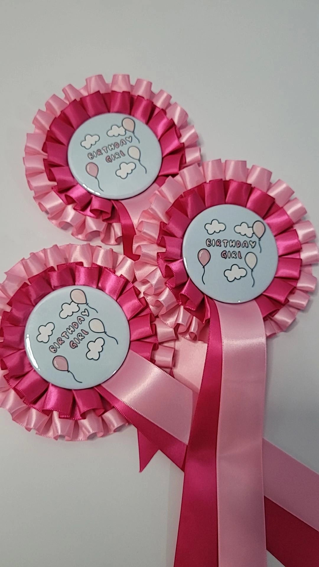 Birthday girl rosette (personalised tail)