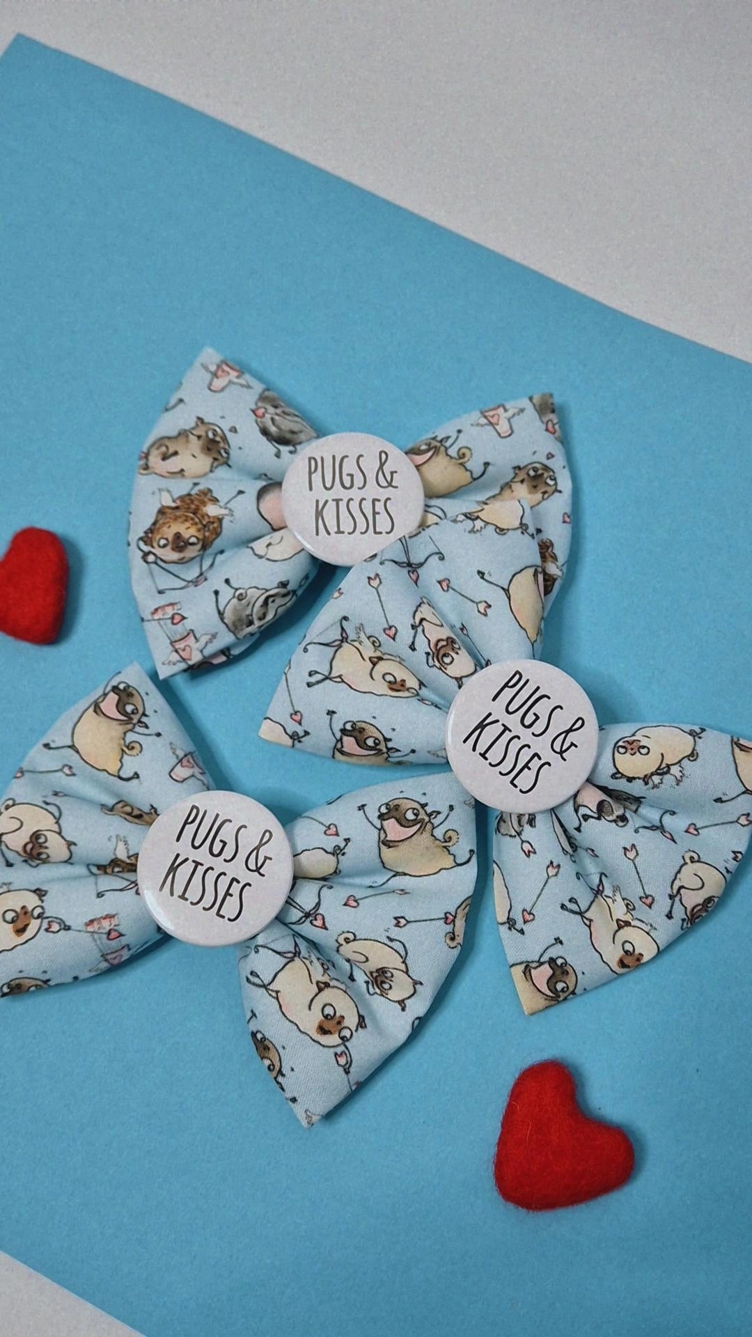 Pugs and kisses slogan bowtie